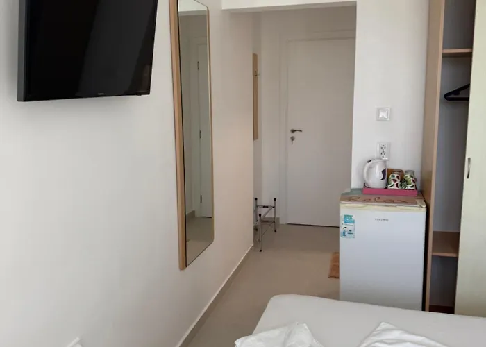 Borko Πανσιόν 2*